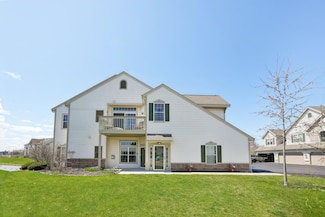 1082 Hastings Ct Unit 201, Racine, WI 53406