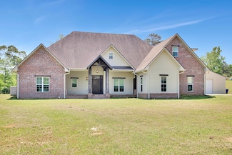5119 West St, Anacoco, LA 71403