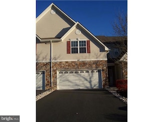 157 Valmore Ct, Pennington, NJ 08534