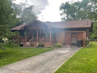 1012 Magnolia St, La Fayette, GA 30728