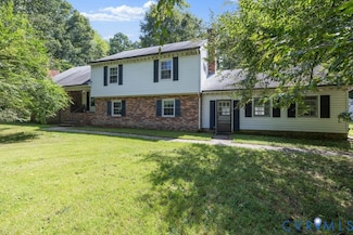 16064 Binns Rd, Doswell, VA 23047