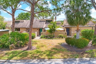 5273 Myrtle Wood Unit 37, Sarasota, FL 34235