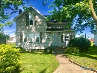 428 Grove St, Leipsic, OH 45856