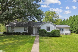 1413 Agency St, Burlington, IA 52601