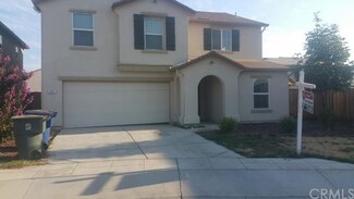 1317 Apple Ct, Madera, CA 93638