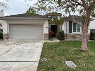 10448 Almanor Cir, Stockton, CA 95219