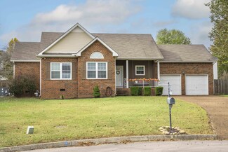 2805 Cattle Trace Cir, Spring Hill, TN 37174