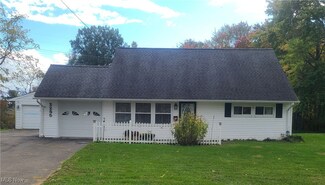 2255 Clyde St, Youngstown, OH 44514