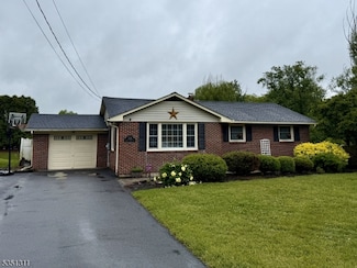 326 Spring Garden Rd, Milford, NJ 08848