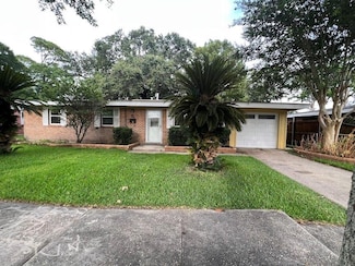 220 Roselyn Park Place, New Orleans, LA 70131