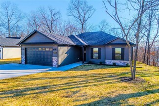 218 Anemone Rd, Village of Four Seasons, MO 65049