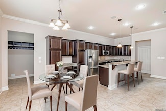 16574 Long Lake Dr, Prairieville, LA 70769