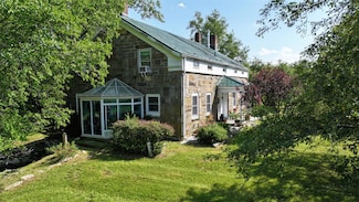 321 Crans Mill Rd, Pine Bush, NY 12566