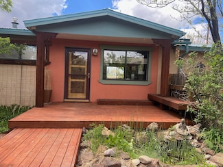 1122 Don Juan Valdez Ln, El Prado, NM 87529
