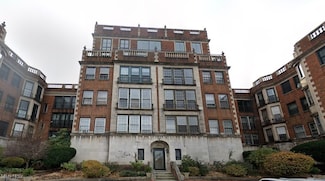 11430 Cedar Glen Pkwy, Cleveland, OH 44106
