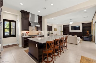 6810 Silver Crescent St, Las Vegas, NV 89148