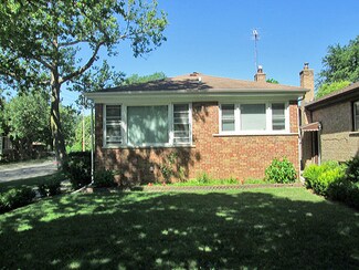1100 Dewey Ave, Evanston, IL 60202