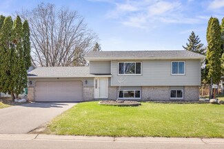 9325 Sheridan Ave N, Brooklyn Park, MN 55444