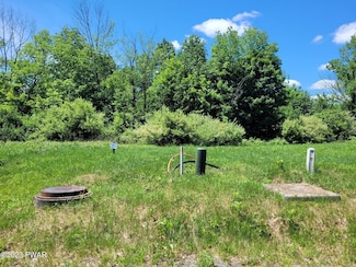 13 Summit View Ct, Honesdale, PA 18431