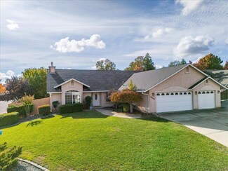 19489 Posey Ln, Redding, CA 96003