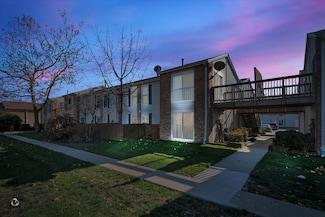 1908 Kenilworth Cir Unit H, Hoffman Estates, IL 60169