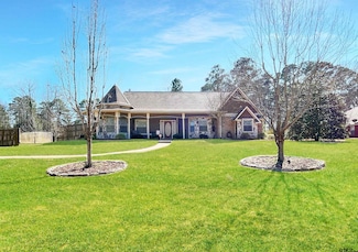 225 W Burton Dr, Longview, TX 75603