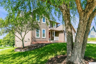 16011 Lindenwood Cir, Bennington, NE 68007