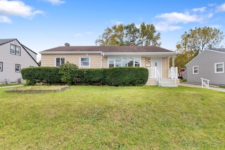 1217 Blake Ave, South Milwaukee, WI 53172