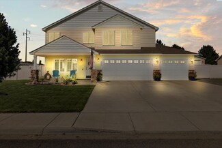 8307 Snoqualmie Dr, Pasco, WA 99301