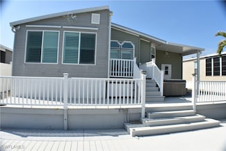 3048 Sloop Ln, Saint James City, FL 33956