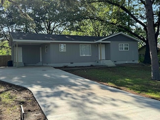 2314 Woodland Bluff Dr, Heber Springs, AR 72543