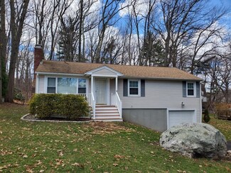 14 Cedar Rd, Holden, MA 01520