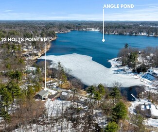 23 Holts Point Rd, Sandown, NH 03873
