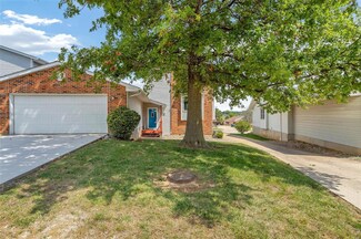 4 Thornhurst Ct, Columbia, IL 62236