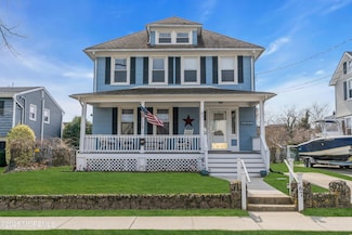 67 W Washington Ave, Atlantic Highlands, NJ 07716