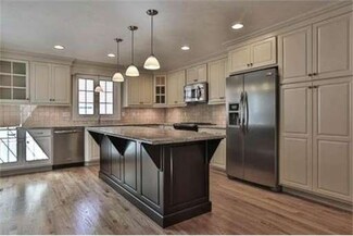 11 Winterberry Ln, North Easton, MA 02356