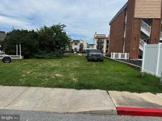 726 Mooring Rd, Ocean City, MD 21842