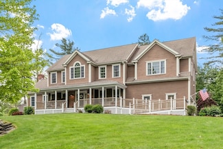 28 Sandy Ridge Rd, Sterling, MA 01564