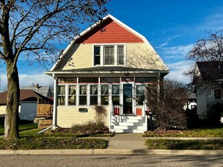 405 Kilbourn Ave, Tomah, WI 54660