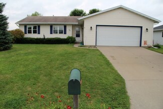 53 Hancock Ln, Evansville, WI 53536