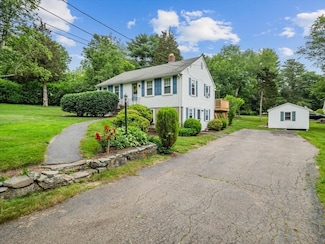 12 Allen St, Pembroke, MA 02359