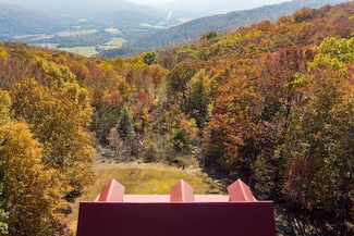 160 Billy Benton Way E, Sewanee, TN 37375