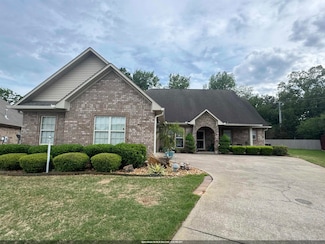 212 Sherborne Ct, Florence, AL 35633