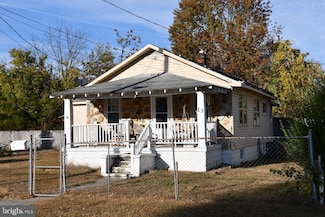 13 E Union St, Penns Grove, NJ 08069