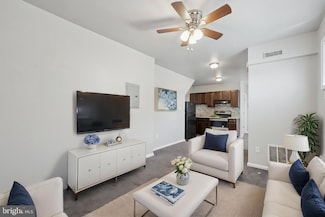 1317 S 56th St, Philadelphia, PA 19143