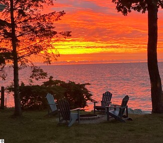 1040 Ottawas Ln, East Tawas, MI 48730