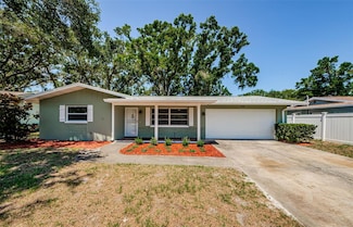 1926 Fairway Cir W, Dunedin, FL 34698