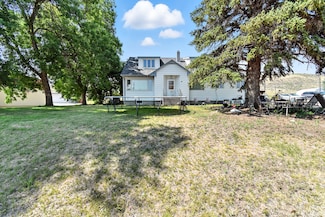 1308 Saint Charles St, Fort Benton, MT 59442
