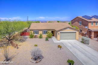 762 S Courts Redford Dr, Vail, AZ 85641