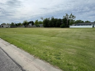 2421 31st St, Great Bend, KS 67530